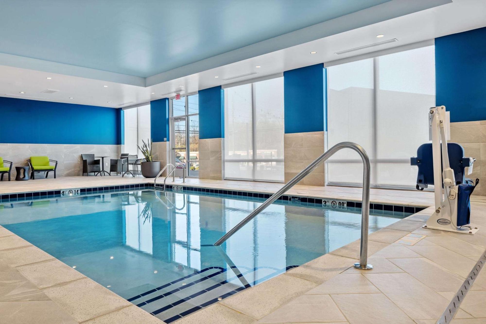 Dent Hampton Inn & Suites Cincinnati West, Oh מראה חיצוני תמונה